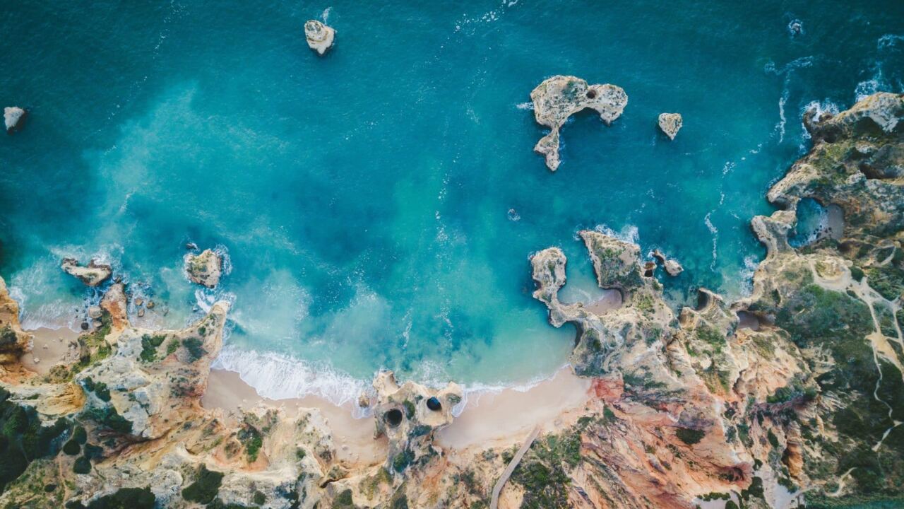 Les plus belles plages pour se pr&eacute;lasser au Portugal