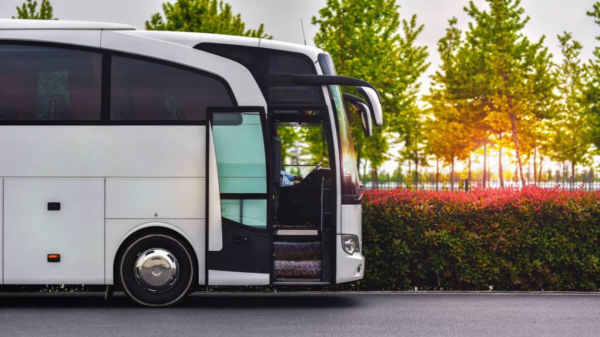 Cet &eacute;t&eacute;, pr&eacute;f&eacute;rez le bus pour vous rendre &agrave; la montagne