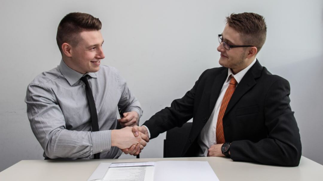 Comment d&eacute;crocher un emploi &agrave; l&rsquo;&eacute;tranger pour un &eacute;tudiant ?